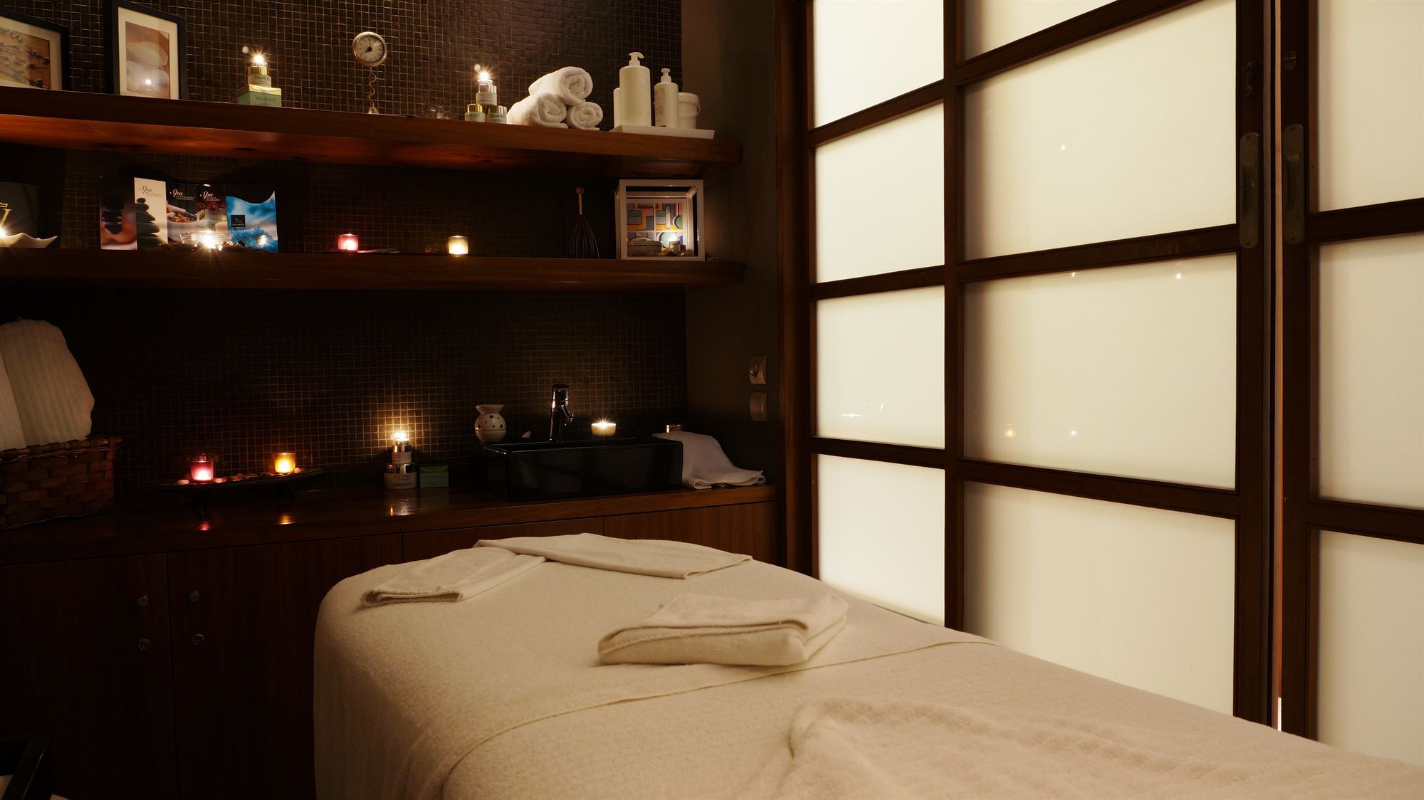 Alexander Beach Hotel & Spa Alexandroúpolis Ngoại thất bức ảnh A treatment room at a spa